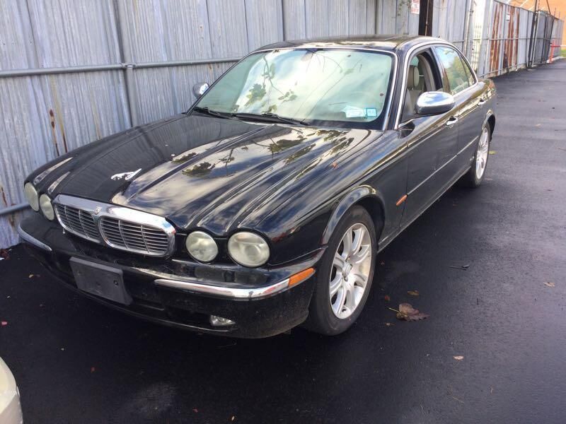 Jaguar Vanden Plas