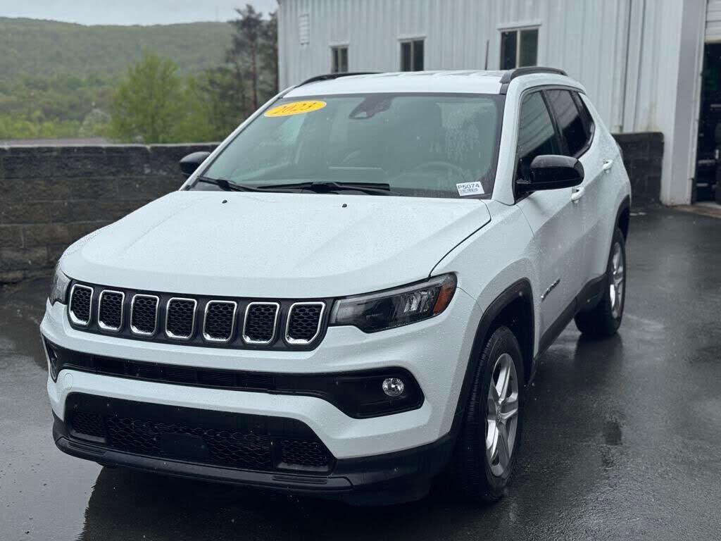 2023 JEEP Compass