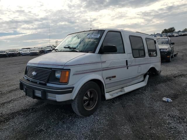 Chevrolet Astro Van