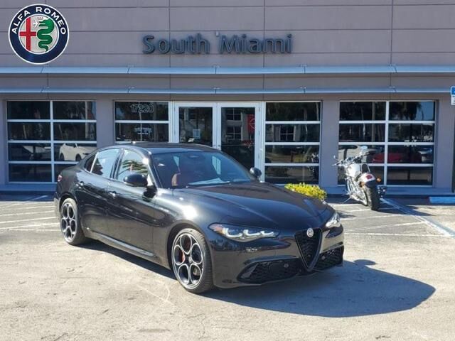 2025 ALFA ROMEO Giulia