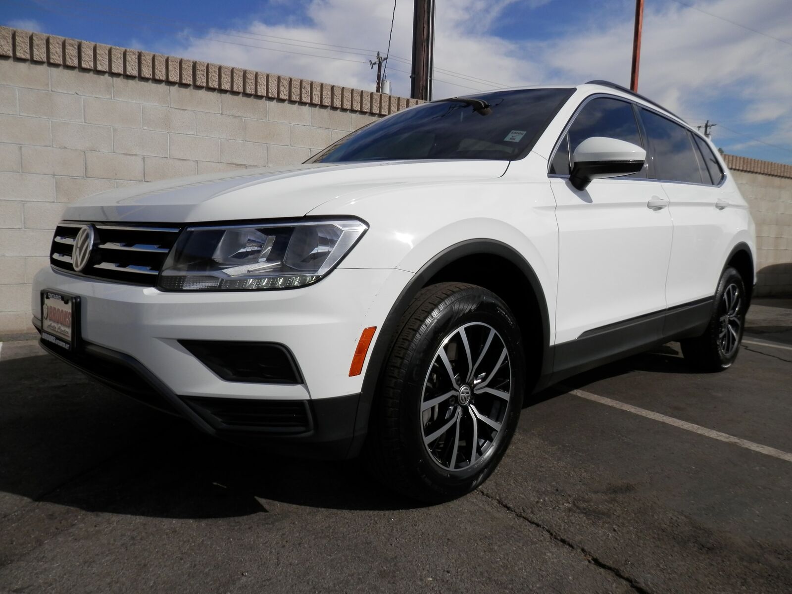 2021 VOLKSWAGEN Tiguan