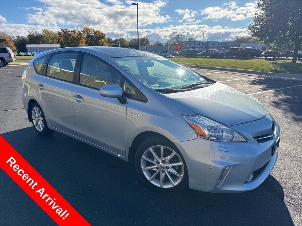 Toyota Prius V