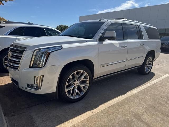 Cadillac Escalade ESV