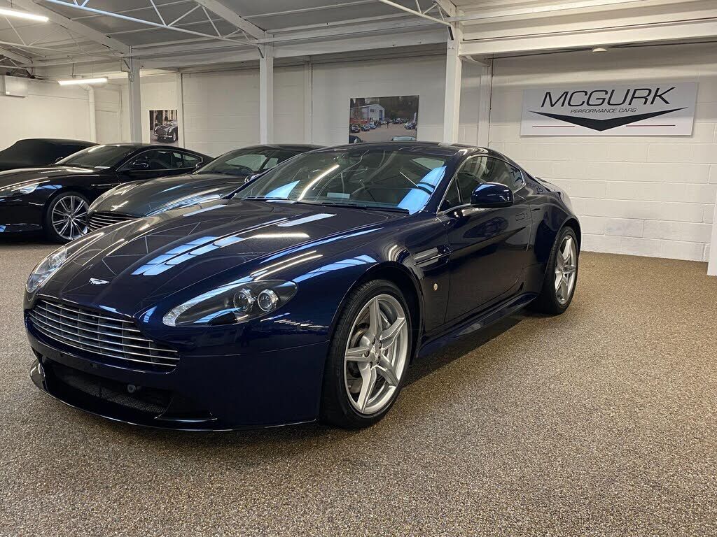 Aston Martin V8 Vantage