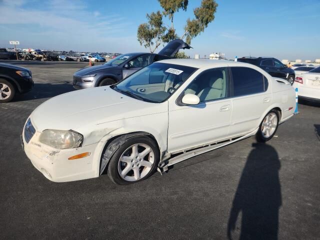 Nissan Maxima