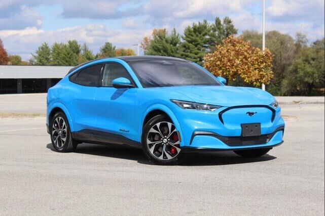 2021 FORD Mach-E
