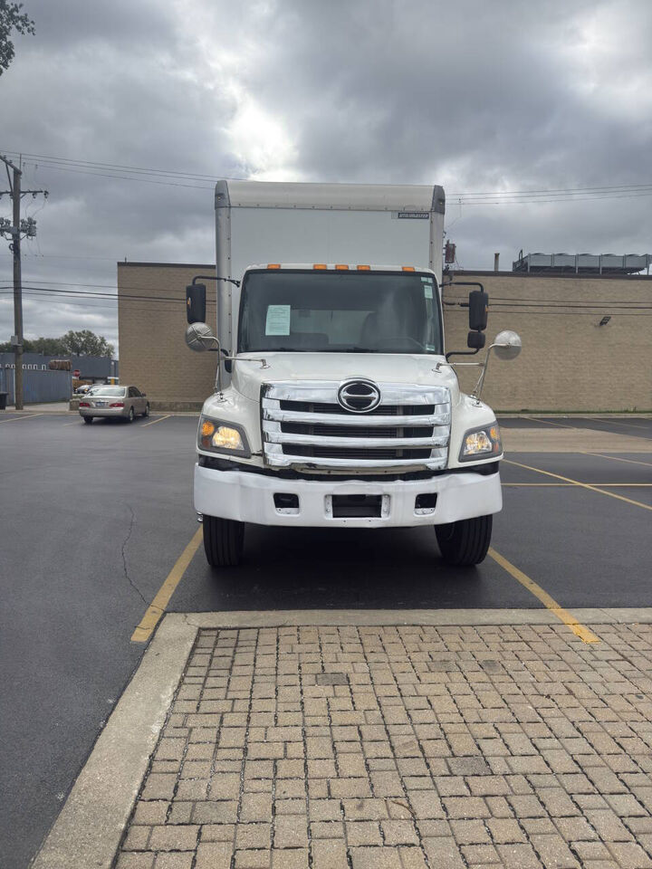 2015 HINO Conventional Type Truck