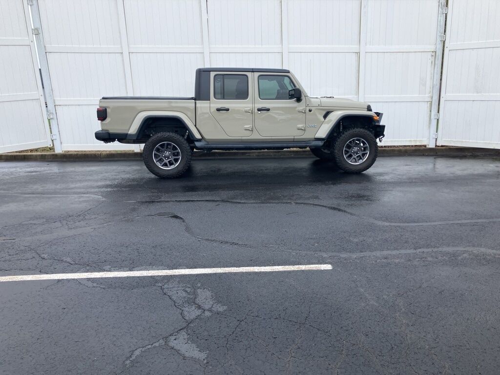 2020 JEEP Gladiator