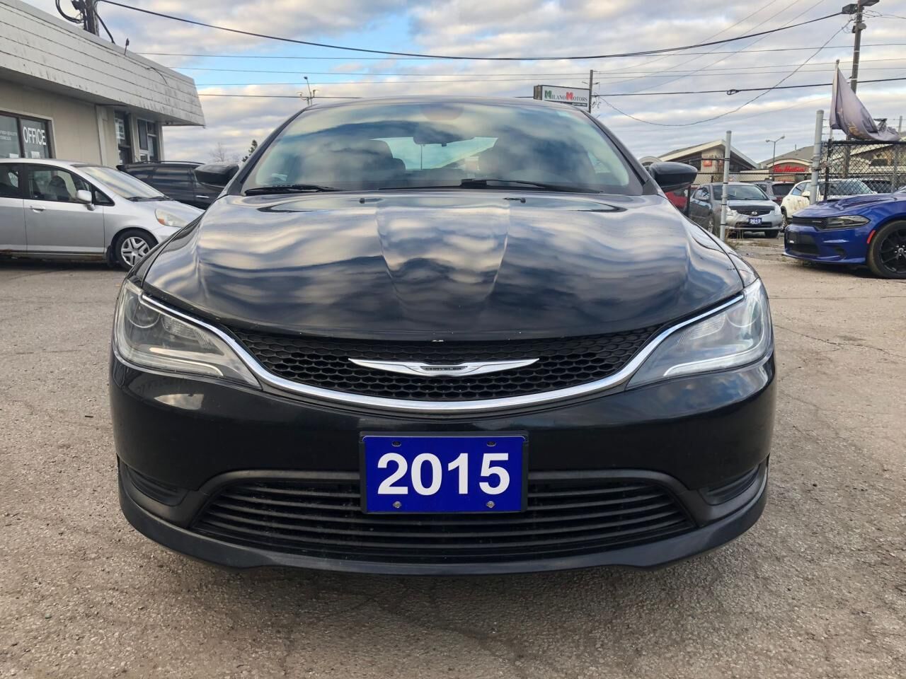 Chrysler 200