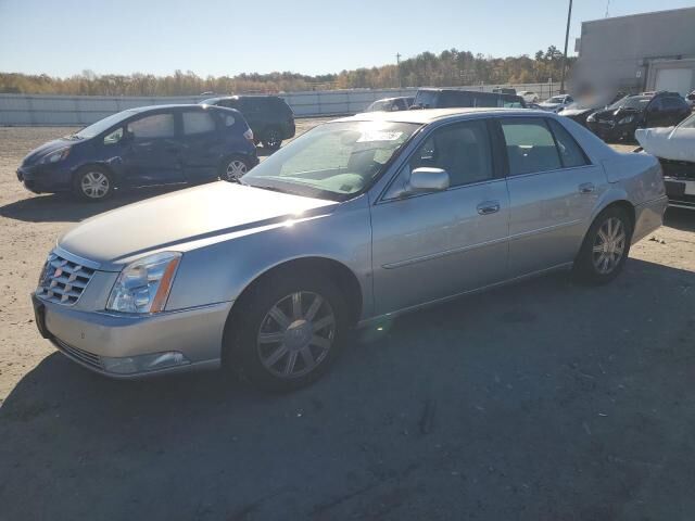 Cadillac DTS