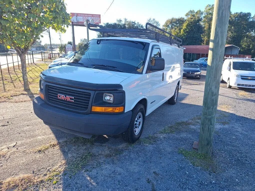 GMC Savana