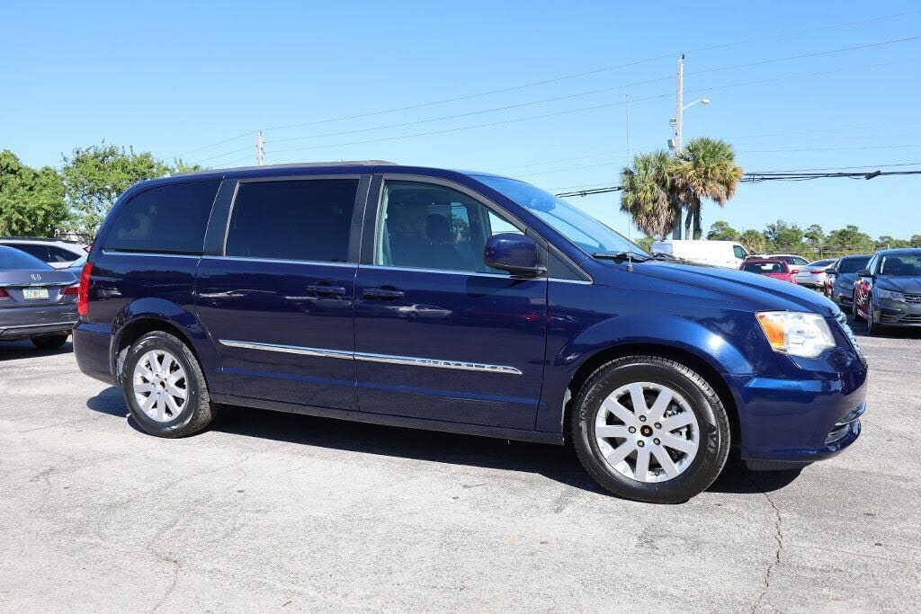 Chrysler Town and Country