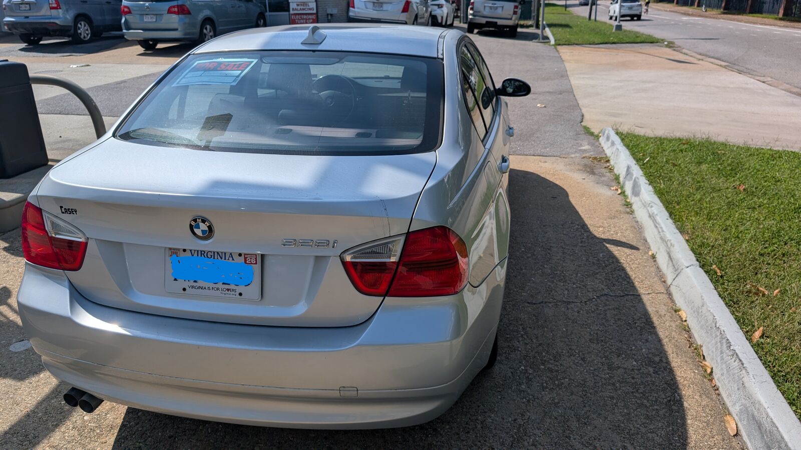 BMW 328i