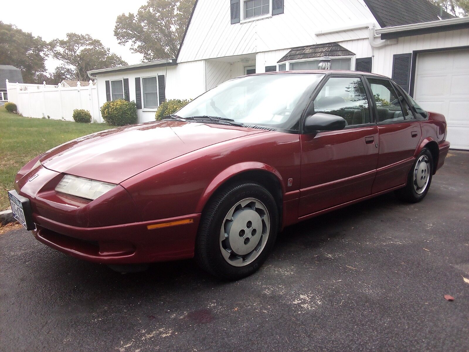 Saturn SL2