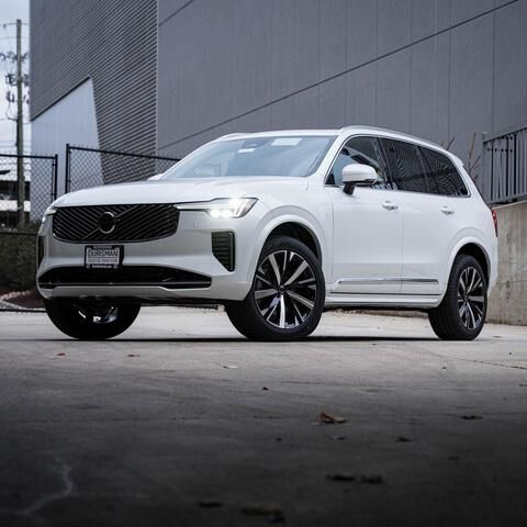 2026 VOLVO XC90