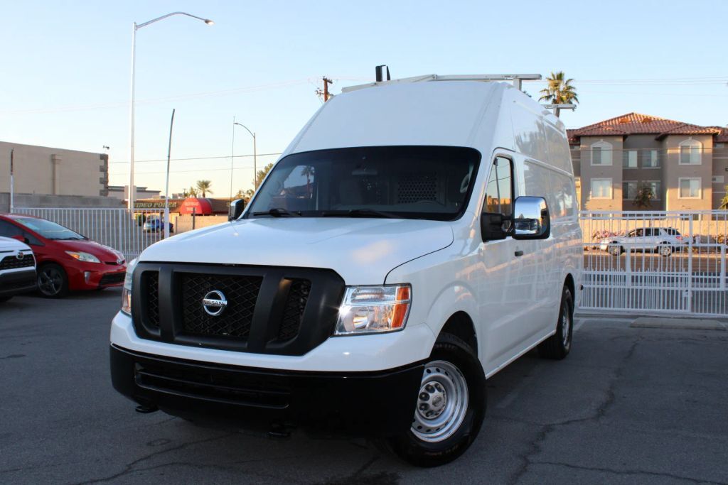 Nissan NV