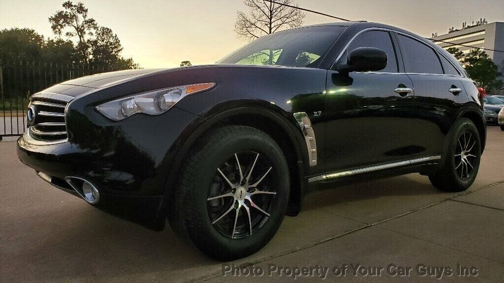 2014 INFINITI QX70