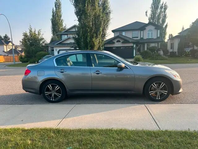 Infiniti G37