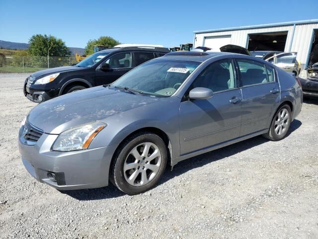 Nissan Maxima