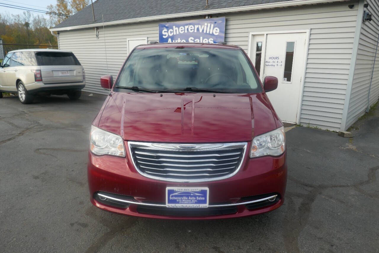 Chrysler Town and Country