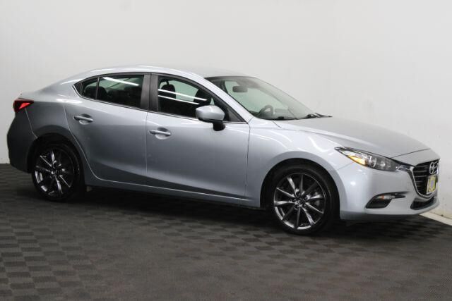 2018 MAZDA Mazda3
