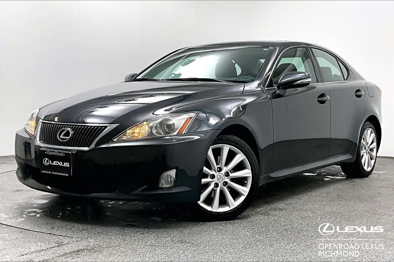 Lexus IS