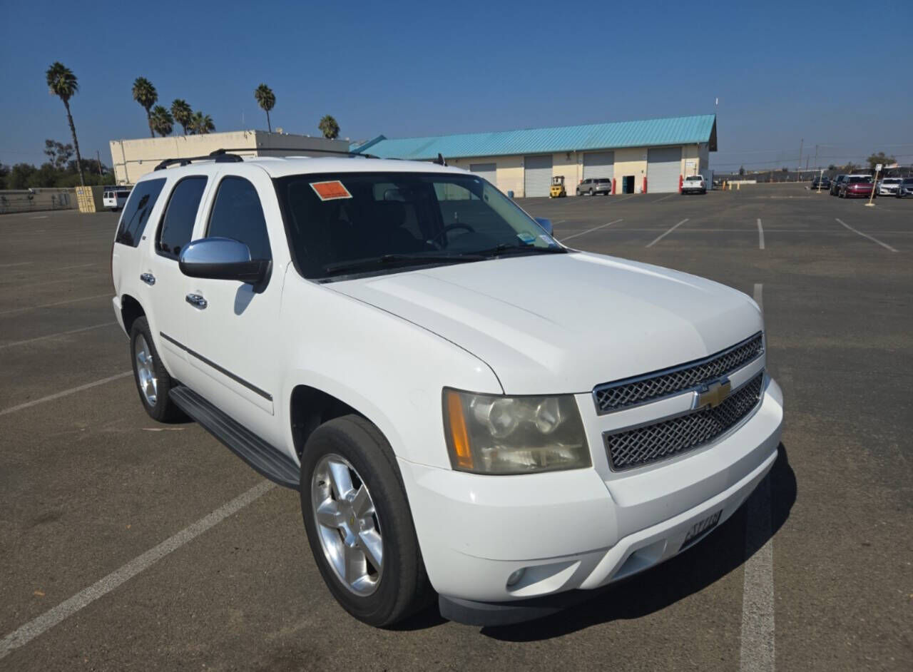 2011 CHEVROLET Tahoe