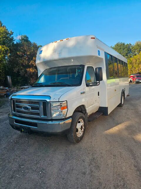 Ford E-450