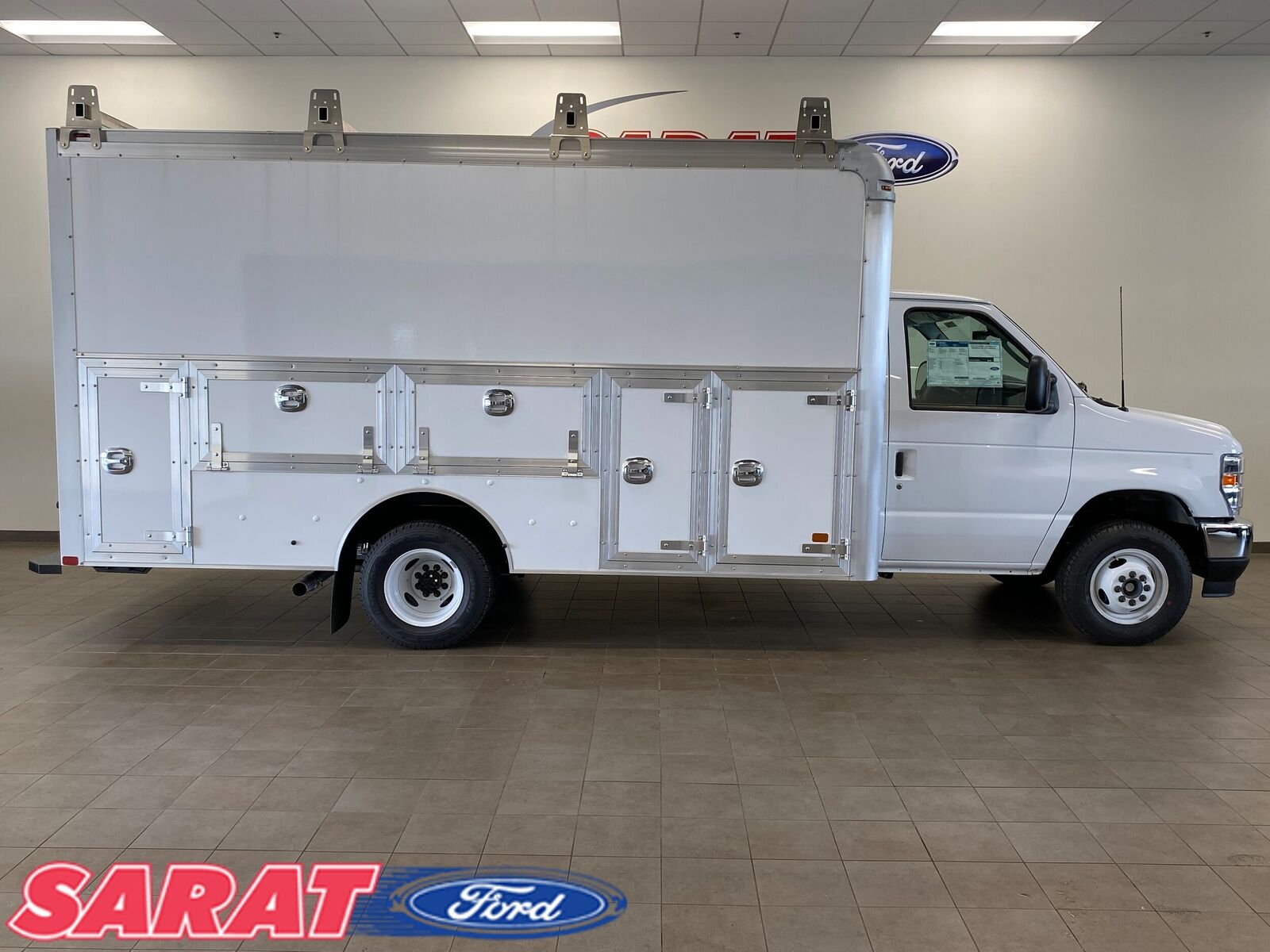 2026 FORD E-450