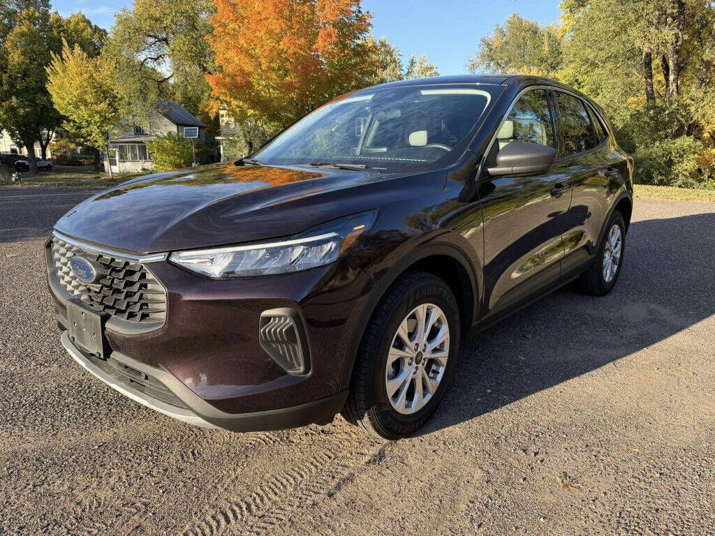 2023 FORD Escape