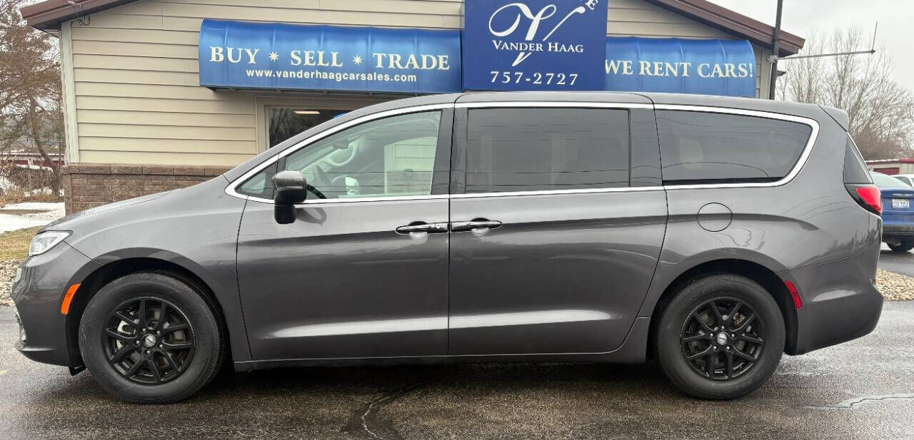 2023 CHRYSLER Pacifica