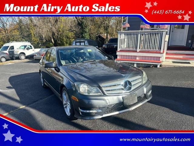 2013 MERCEDES-BENZ C-Class