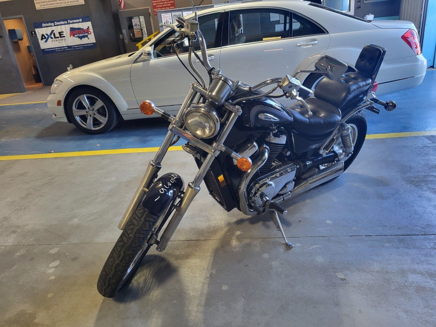 Suzuki VS800GLK