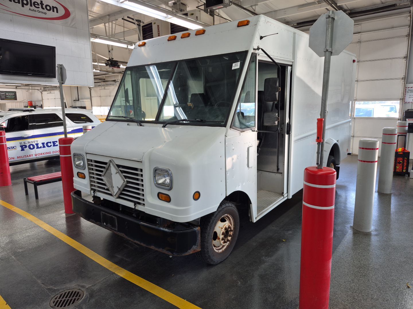 Ford E-350