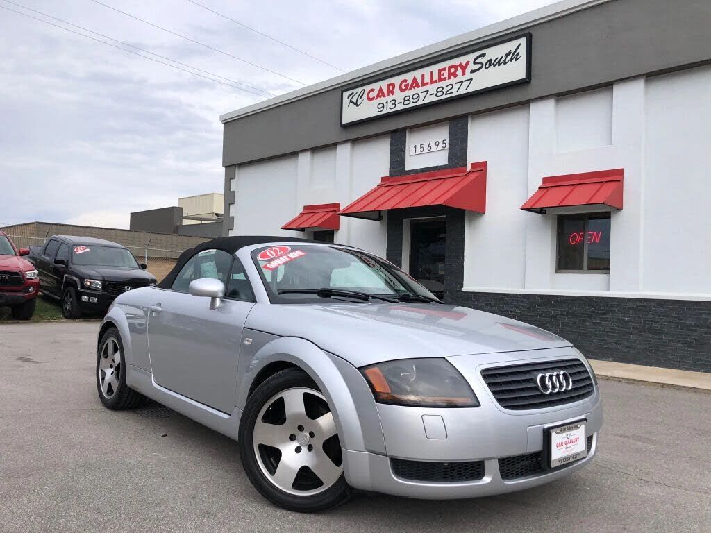 2002 AUDI TT