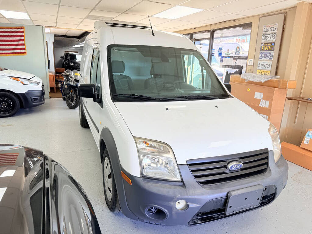 2011 FORD Transit