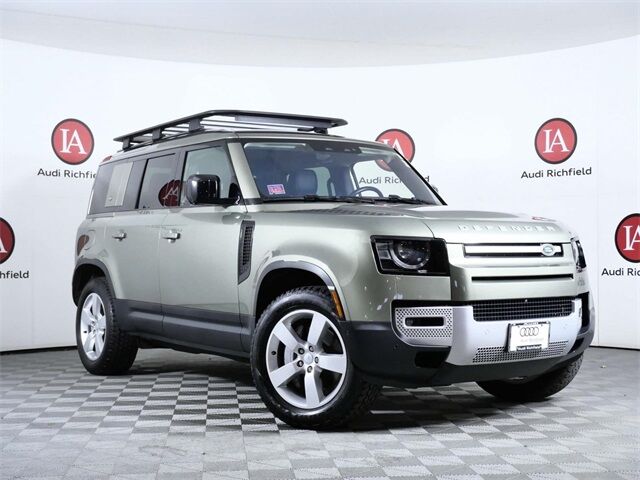 2022 LAND ROVER Defender