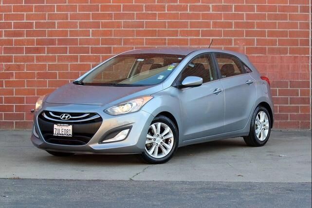 2015 HYUNDAI Elantra