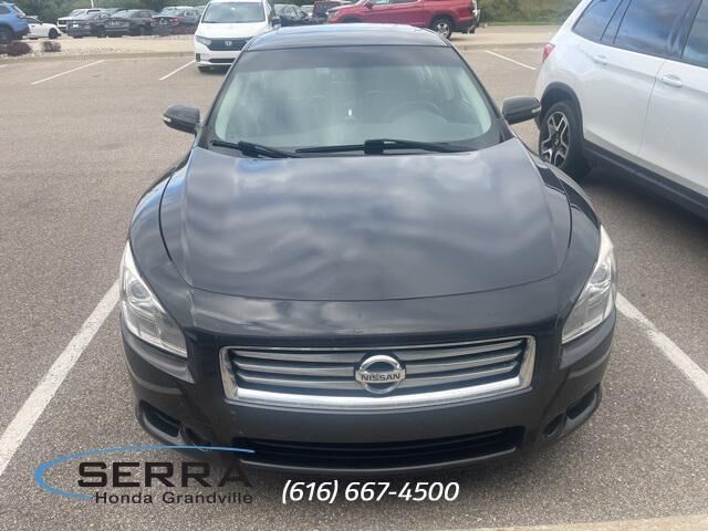 Nissan Maxima