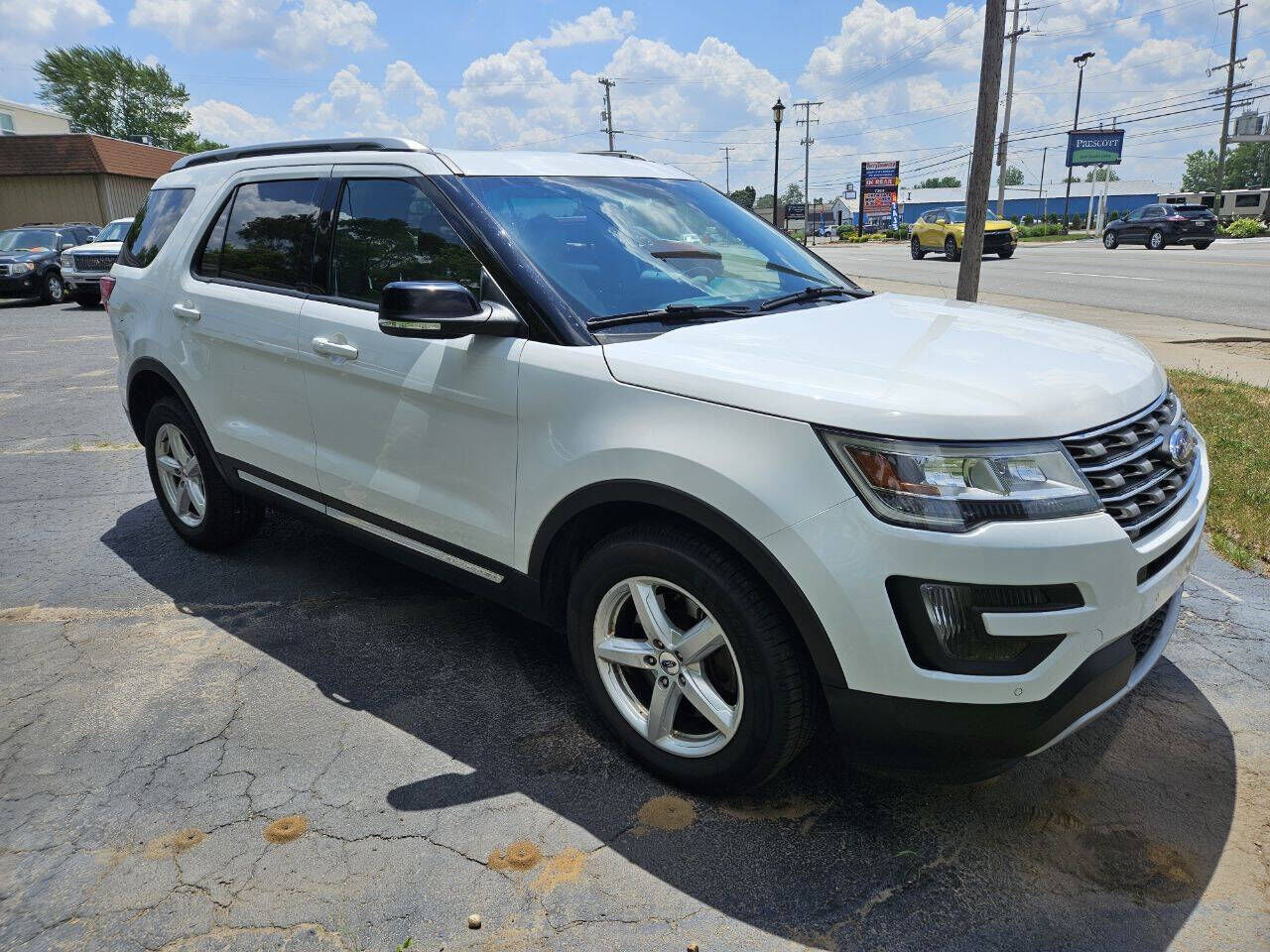 2016 FORD Explorer