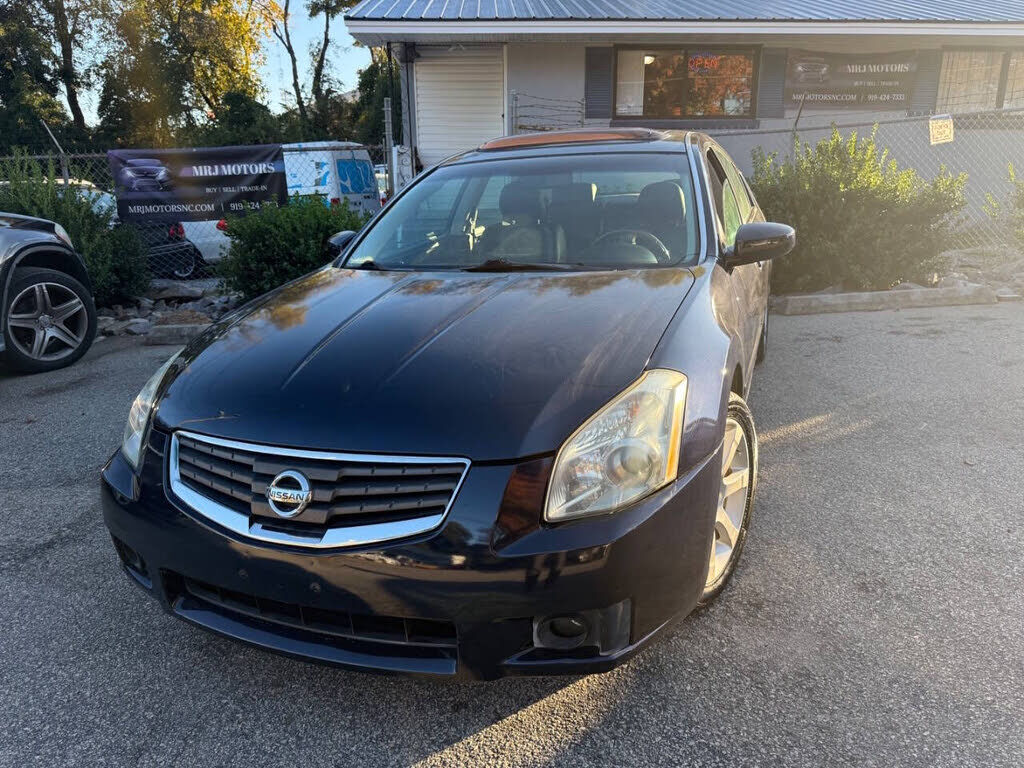 Nissan Maxima
