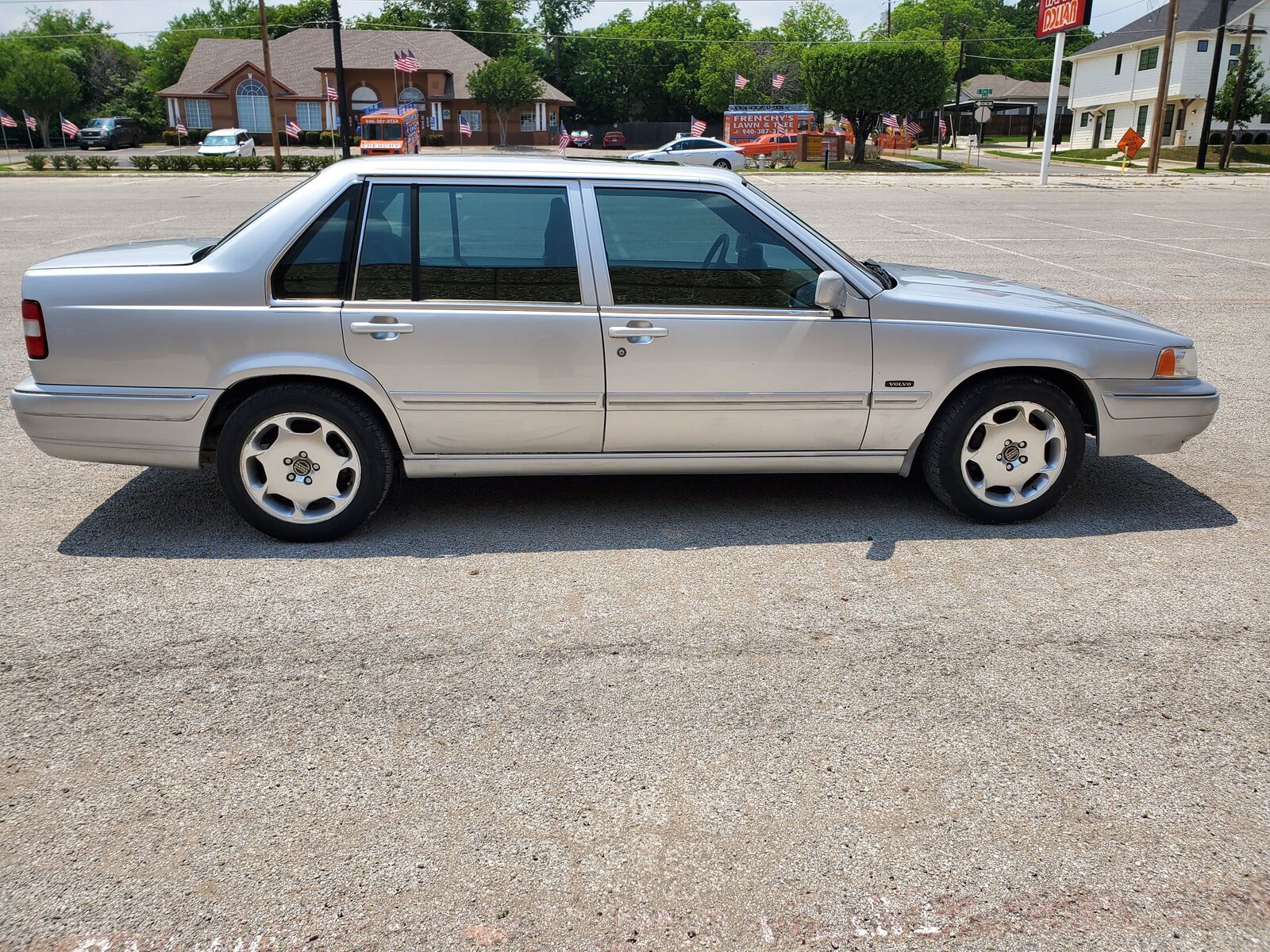 Volvo S90