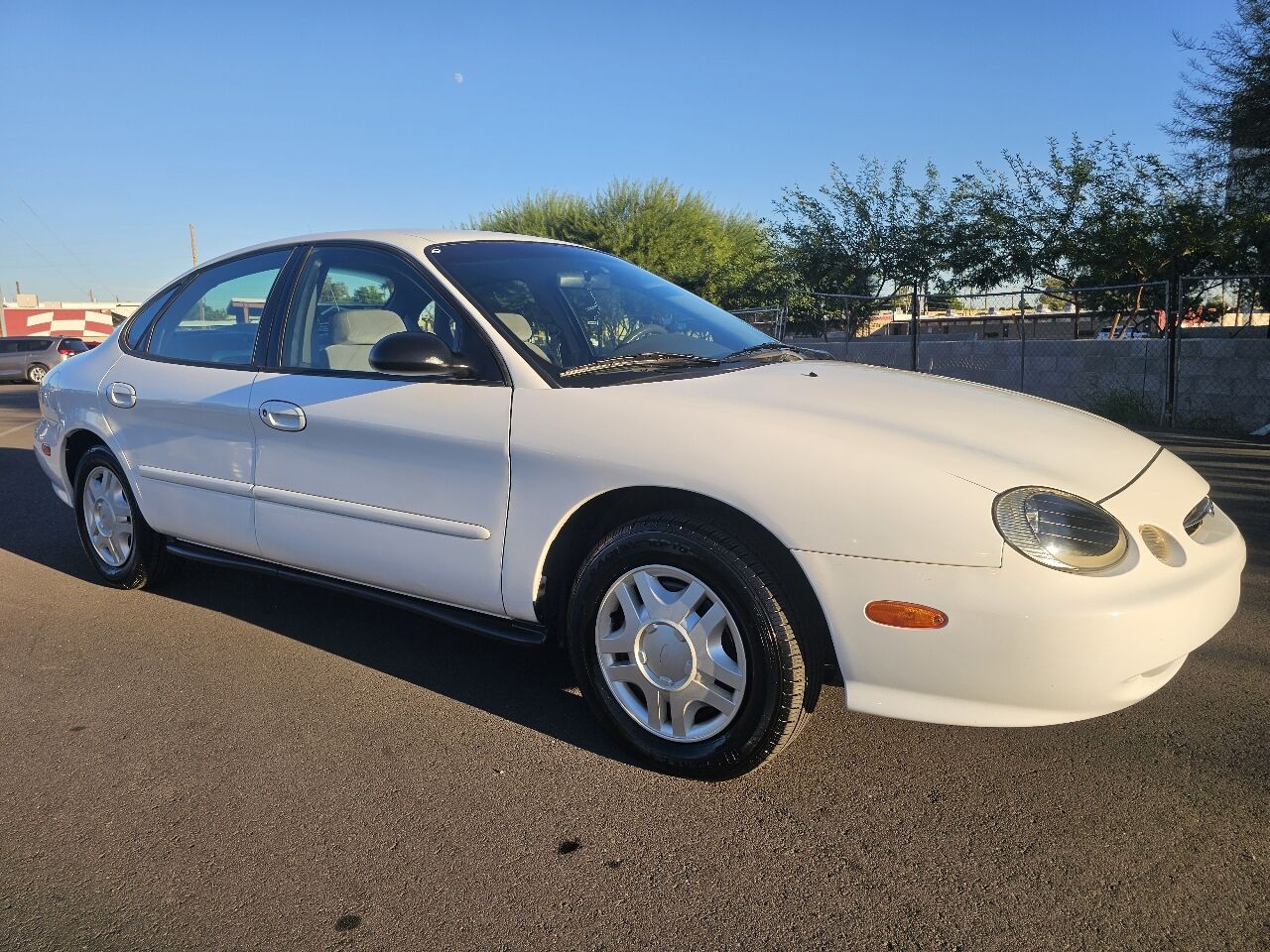 Ford Taurus
