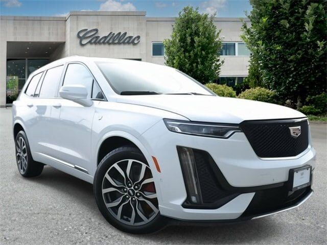2022 CADILLAC XT6