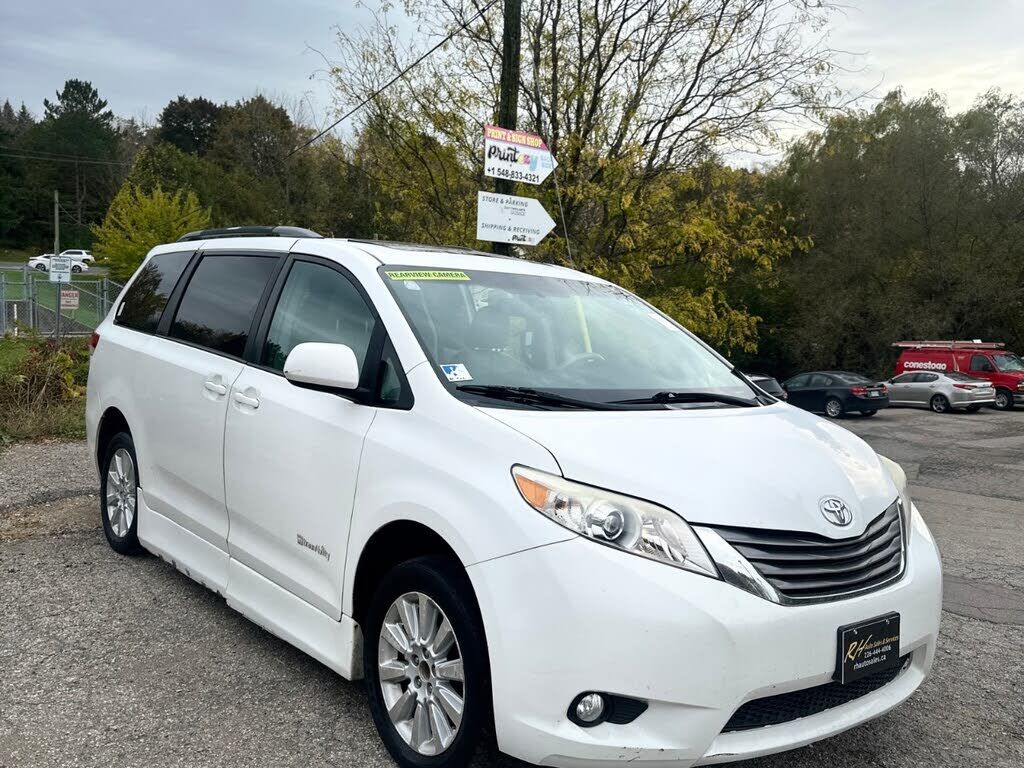 Toyota Sienna