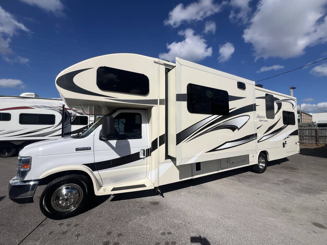 Ford E-450