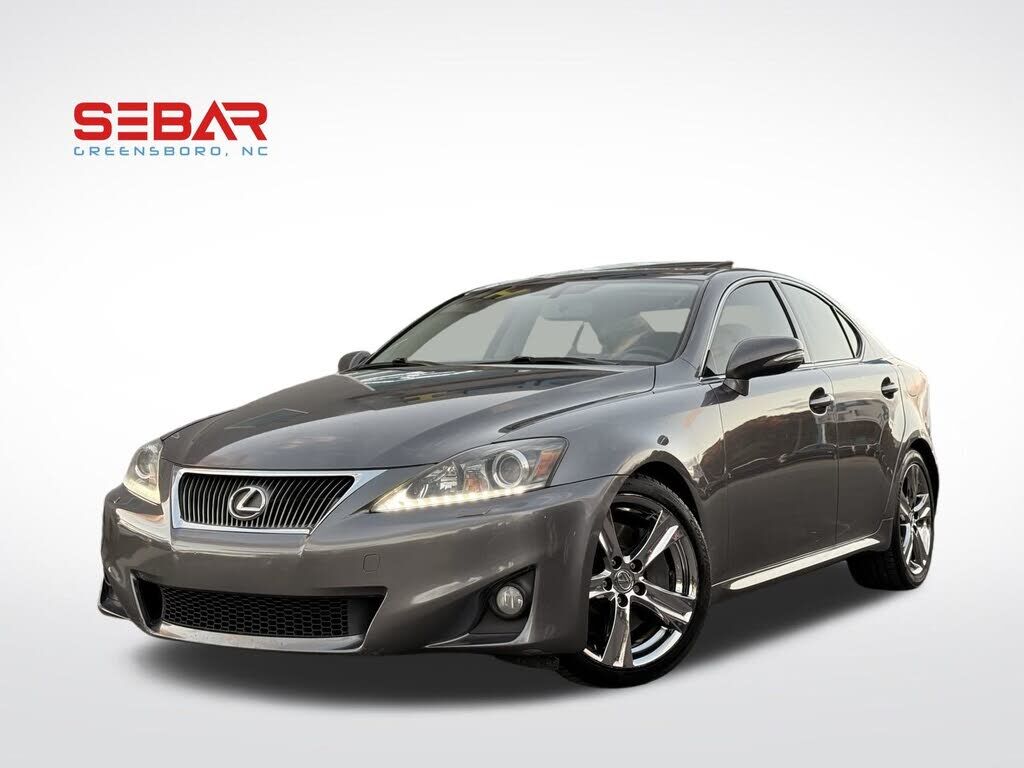 Lexus IS