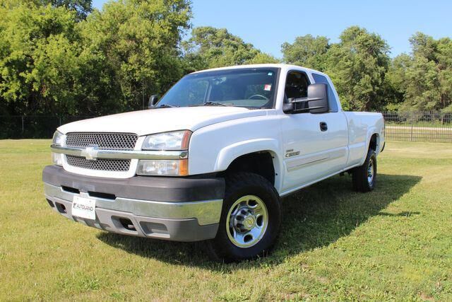 2004 CHEVROLET Silverado