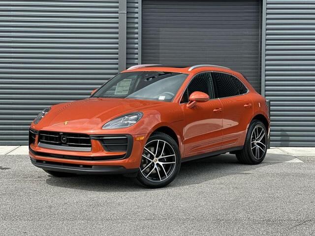 2025 PORSCHE Macan