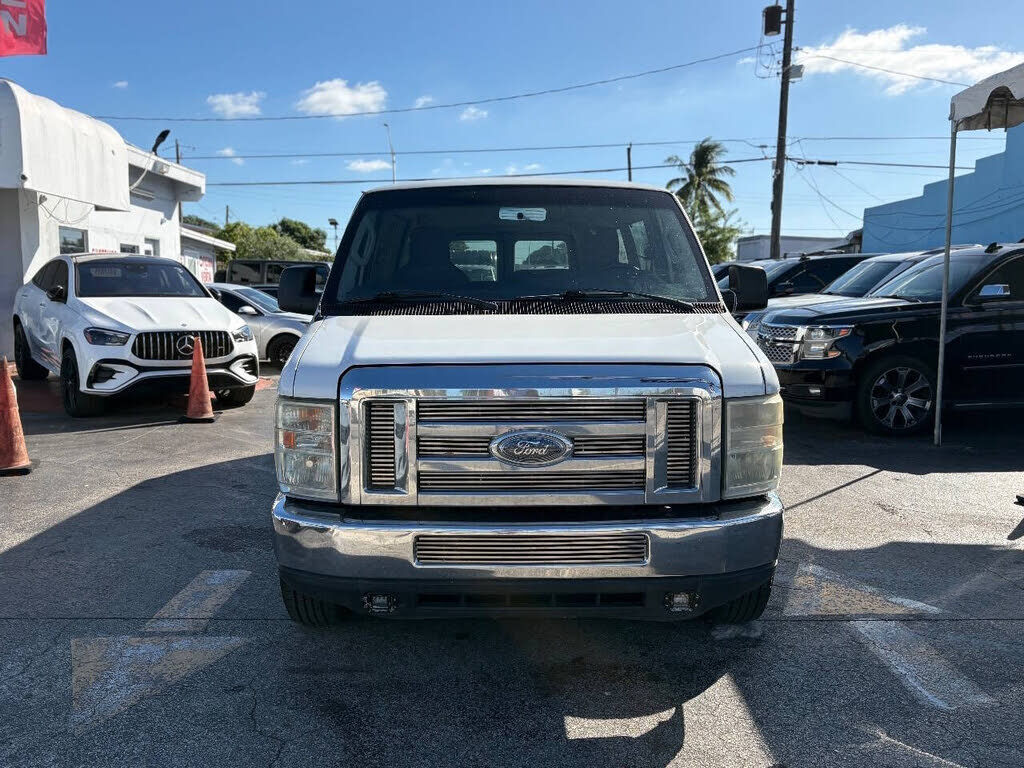 Ford E-350